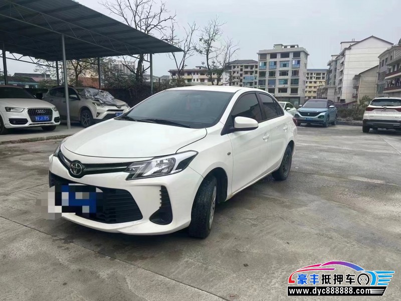 20年丰田威驰轿车抵押车出售