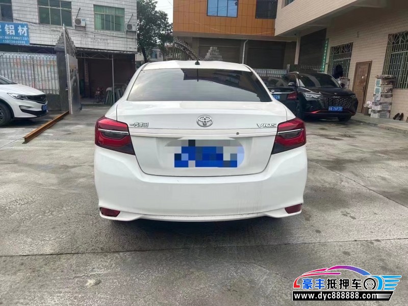 20年丰田威驰轿车抵押车出售