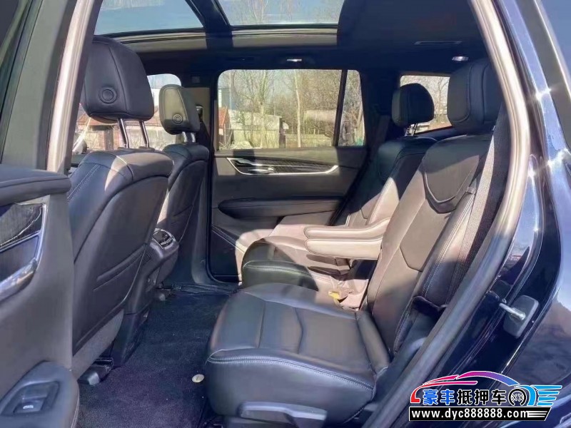 21年凯迪拉克xt6轿车抵押车出售