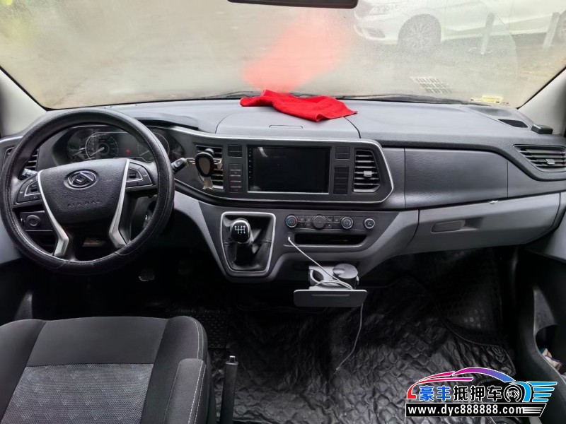 22年上汽大通V80轿车抵押车出售