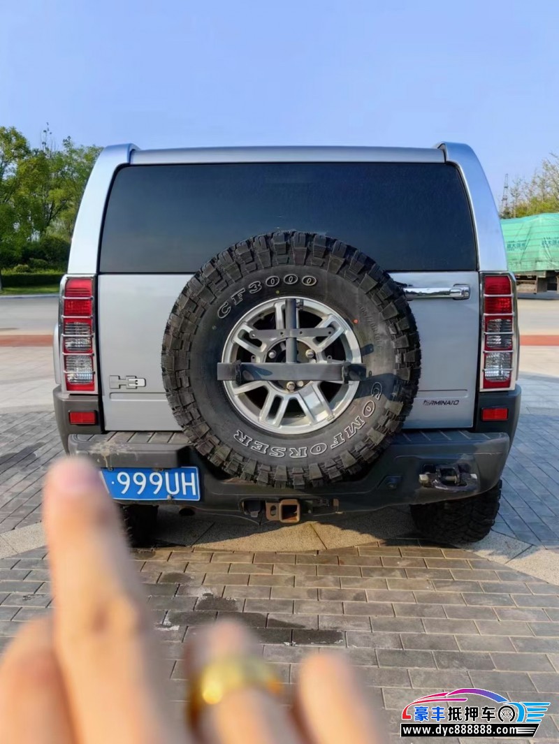 12年悍马H3轿车抵押车出售