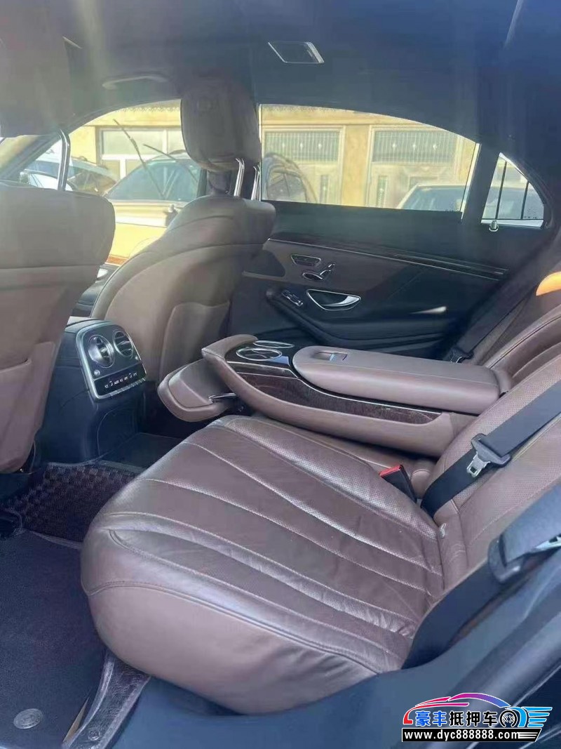 17年奔驰S轿车抵押车出售