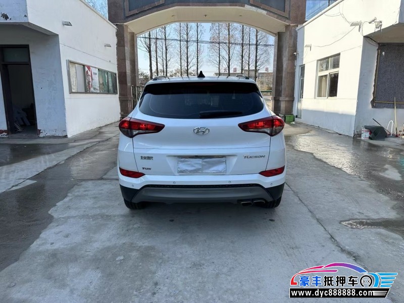 17年现代途胜SUV抵押车出售