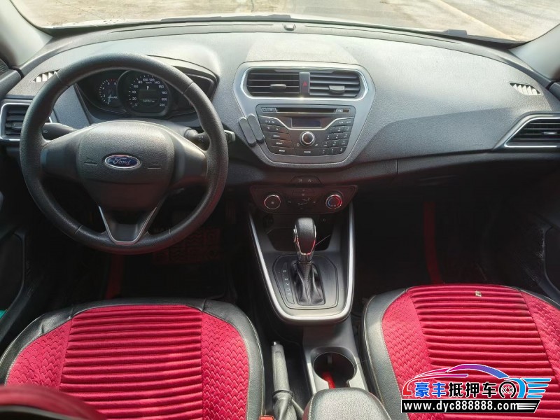 20年福特福睿斯轿车抵押车出售