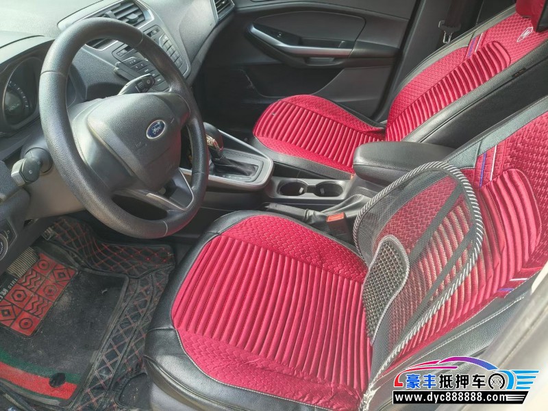 20年福特福睿斯轿车抵押车出售