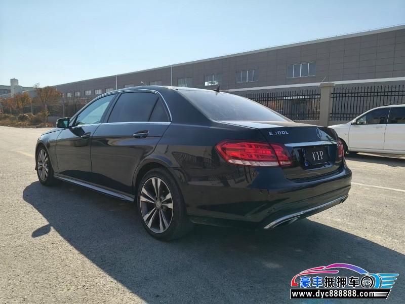 14年奔驰E轿车抵押车出售