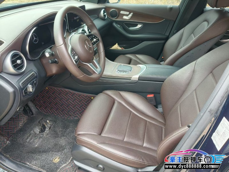 21年奔驰GLC轿车抵押车出售