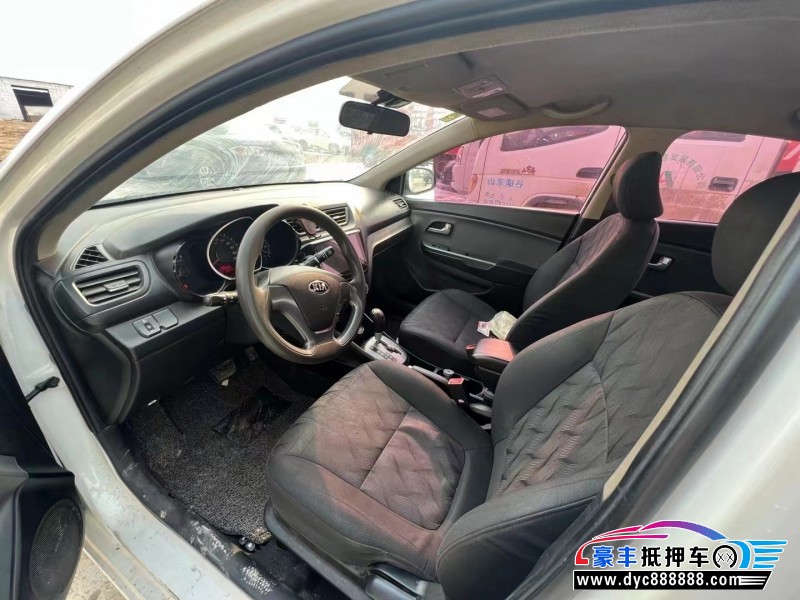 16年起亚K2轿车抵押车出售