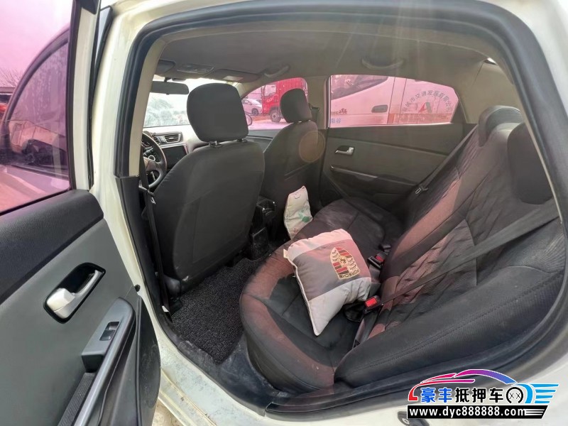 16年起亚K2轿车抵押车出售