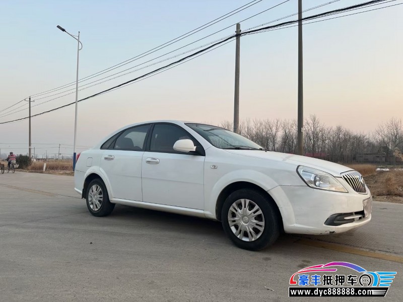 17年别克凯越轿车抵押车出售