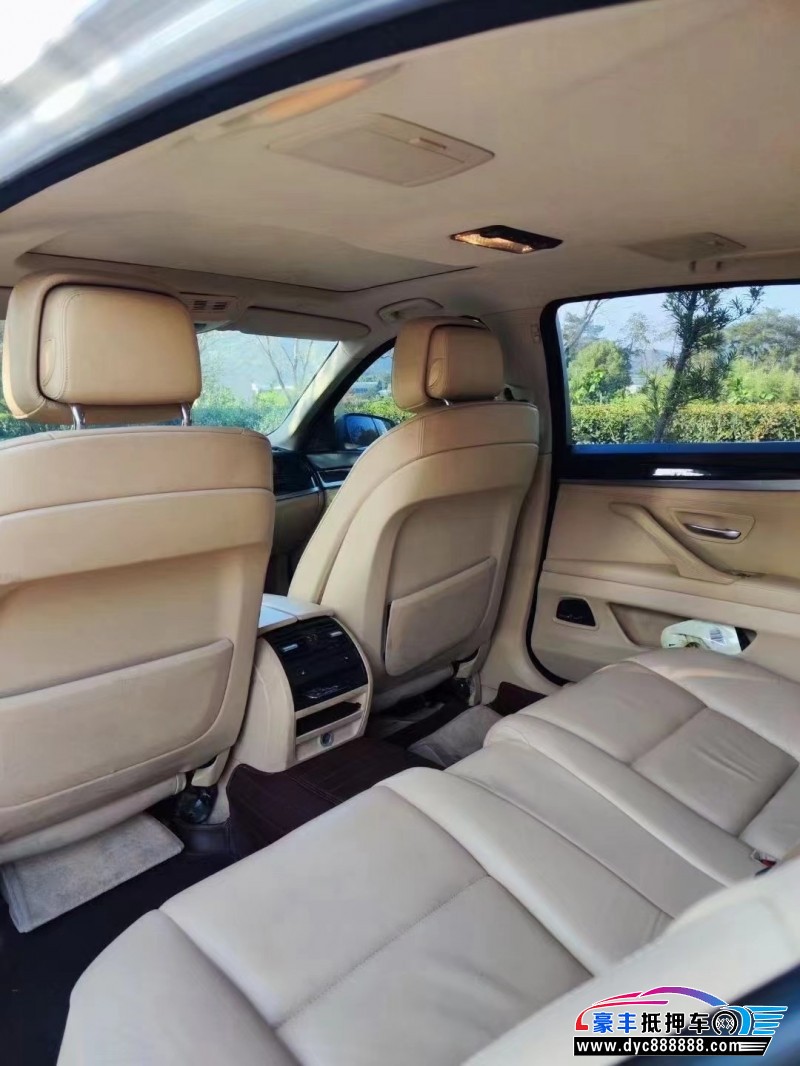 12年宝马5系轿车抵押车出售