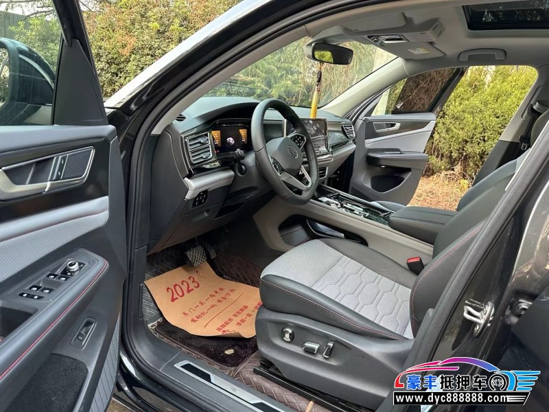 22年大众途昂轿车抵押车出售