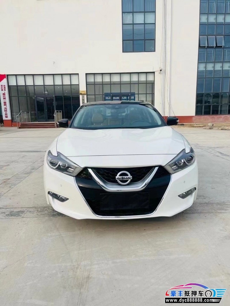 19年日产西玛轿车抵押车出售