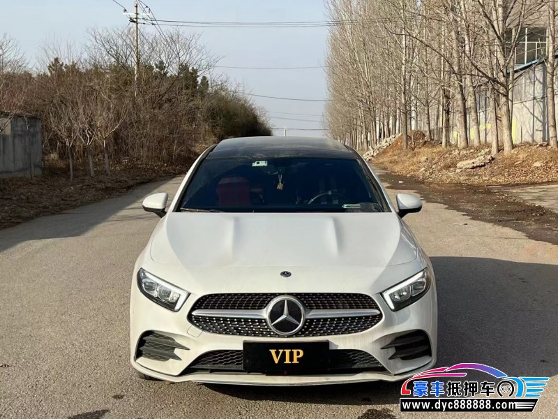 20年奔驰A轿车抵押车出售