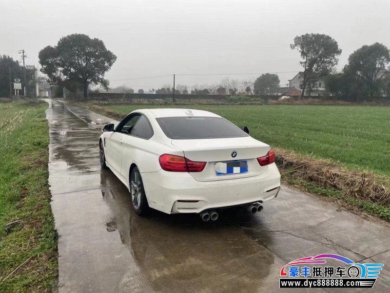 14年宝马4系轿车抵押车出售