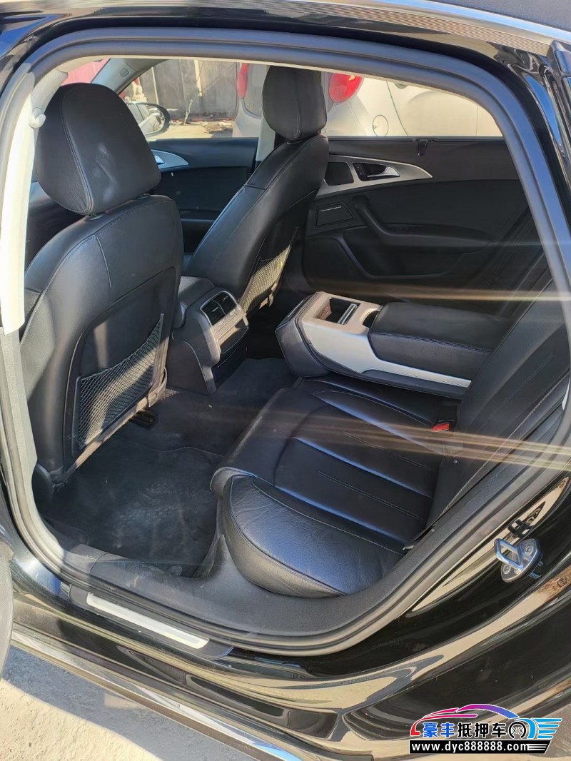 17年奥迪A6轿车抵押车出售