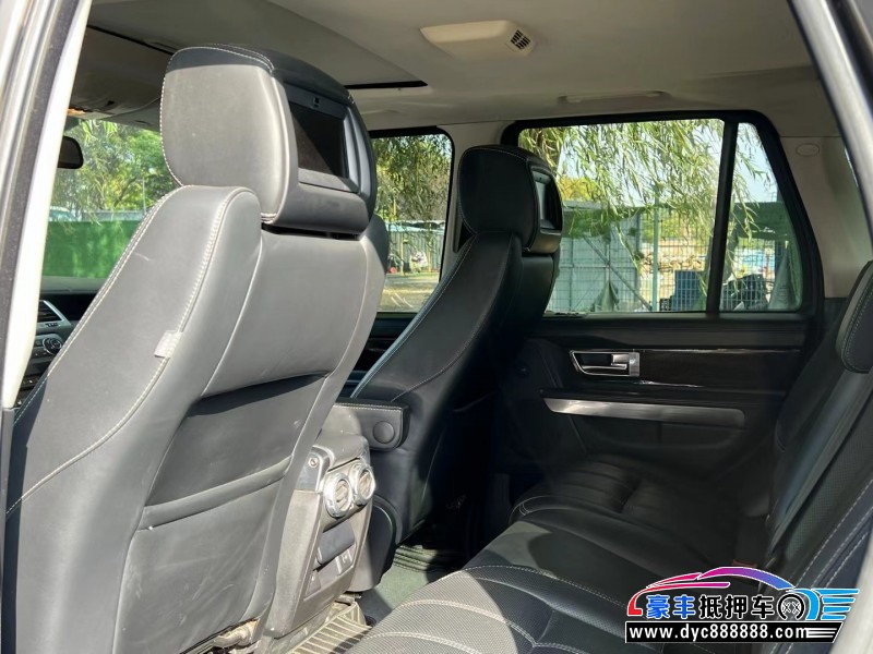 11年路虎揽胜运动轿车抵押车出售