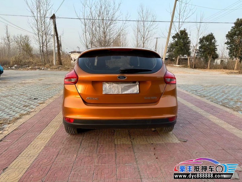 17年福特福克斯轿车抵押车出售
