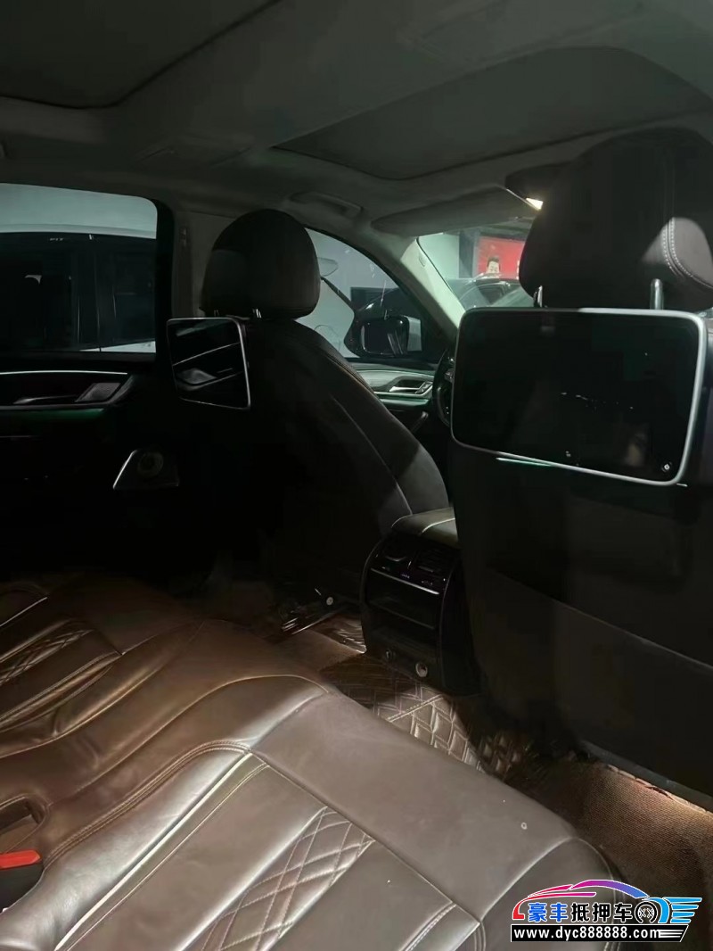 18年宝马5系轿车抵押车出售