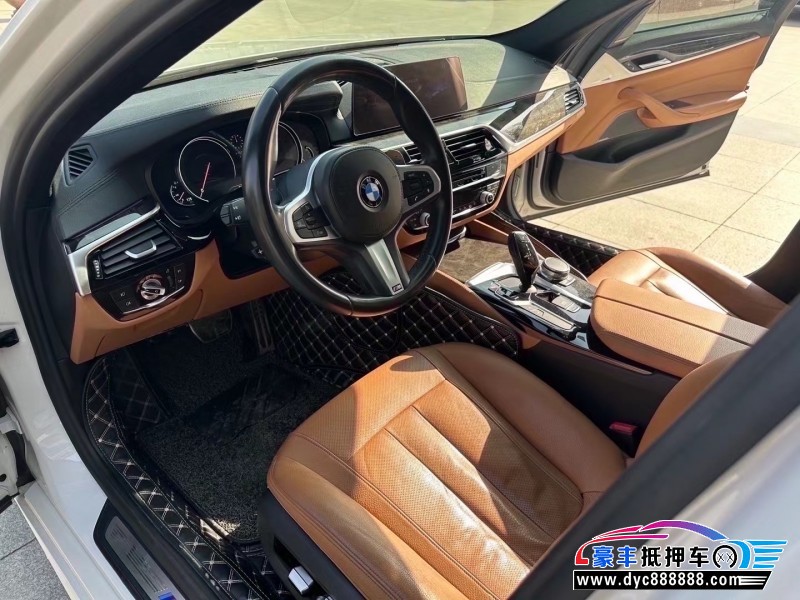 18年宝马5系轿车抵押车出售