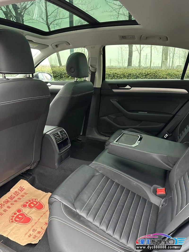 20年大众迈腾轿车抵押车出售