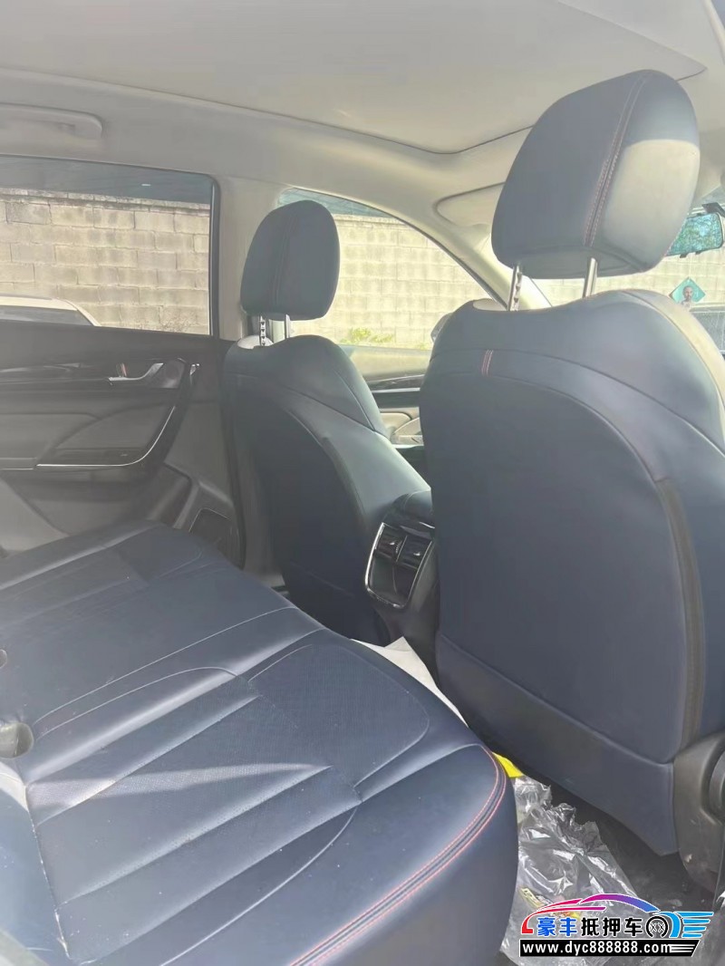 22年东风AX7SUV抵押车出售