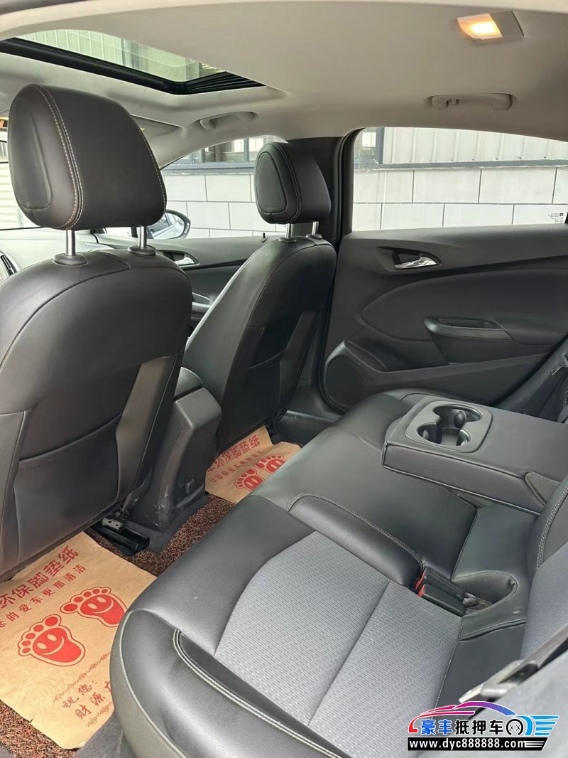 17年雪佛兰科鲁兹轿车抵押车出售