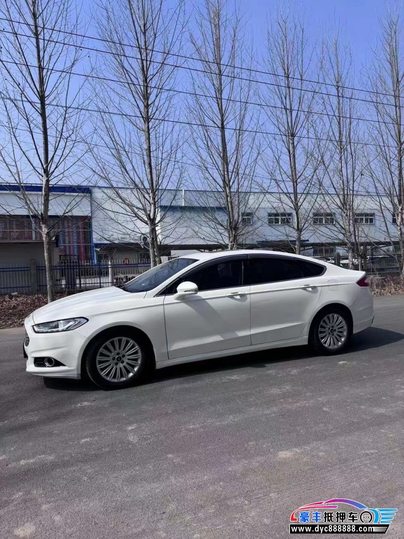 15年福特蒙迪欧轿车抵押车出售