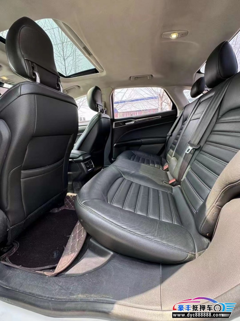 15年福特蒙迪欧轿车抵押车出售