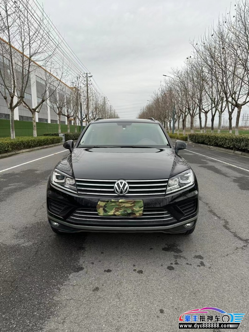 17年大众途锐轿车抵押车出售