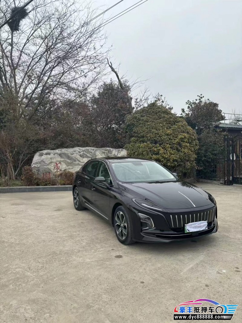 23年红旗EQM5轿车抵押车出售