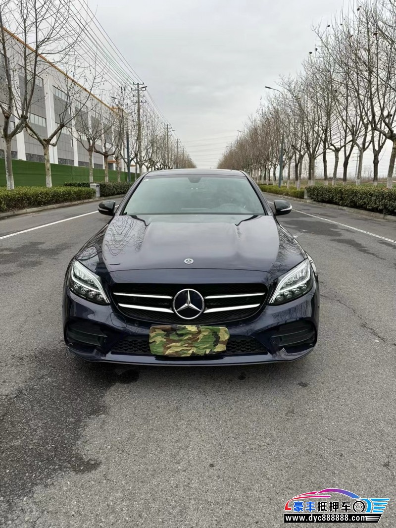 19年奔驰C轿车抵押车出售
