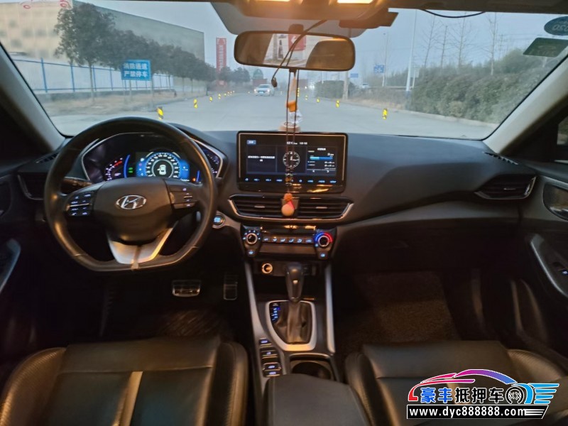 19年现代菲斯塔轿车抵押车出售