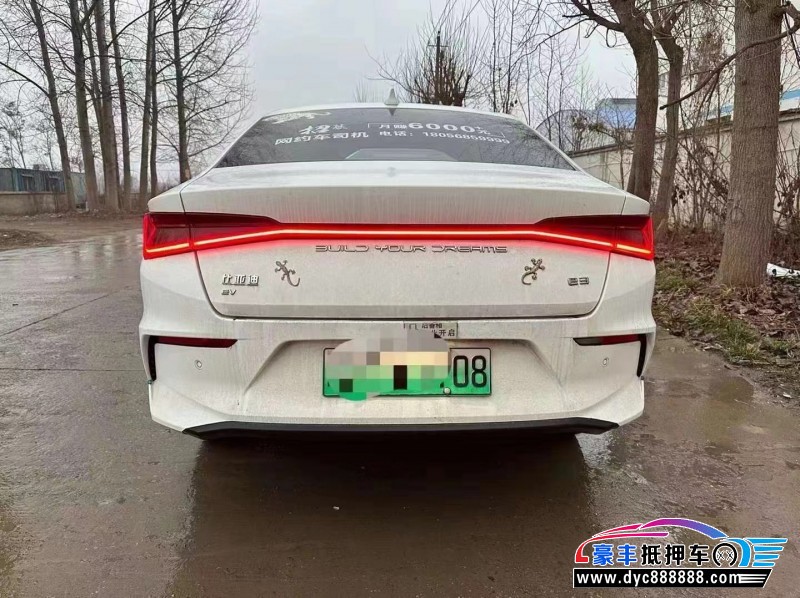 22年比亚迪E3轿车抵押车出售