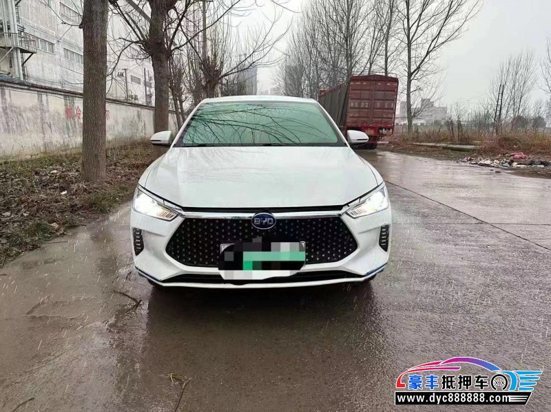 22年比亚迪E3轿车抵押车出售