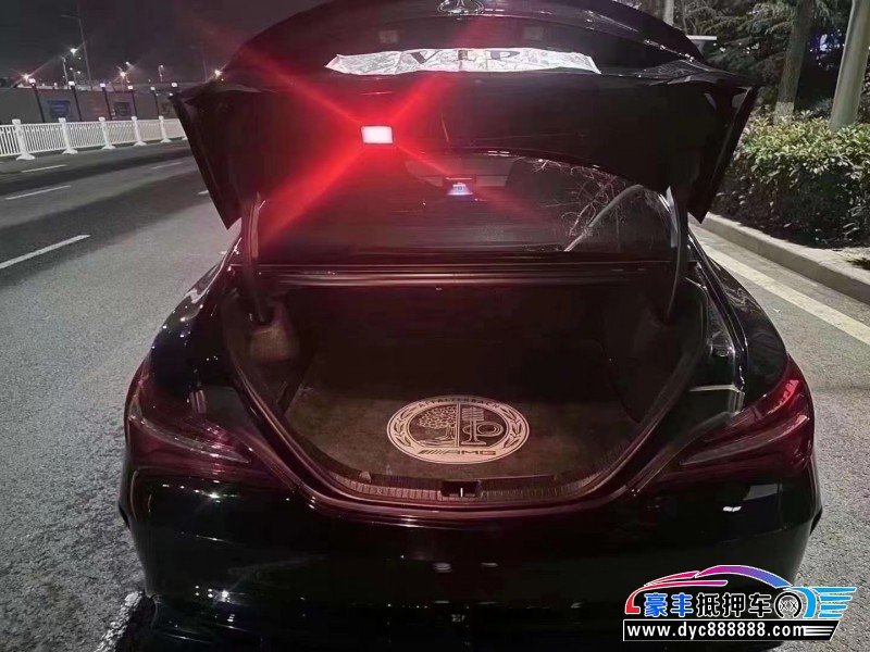 19年奔驰CLA轿车抵押车出售