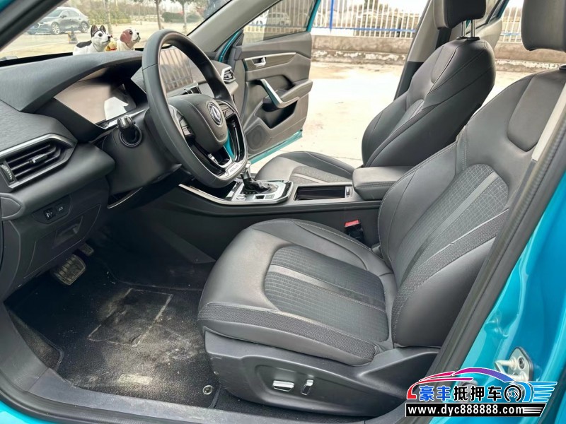 19年东风风神奕炫轿车抵押车出售