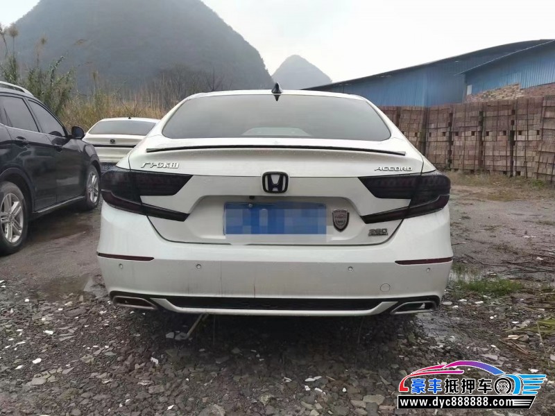 22年本田雅阁轿车抵押车出售