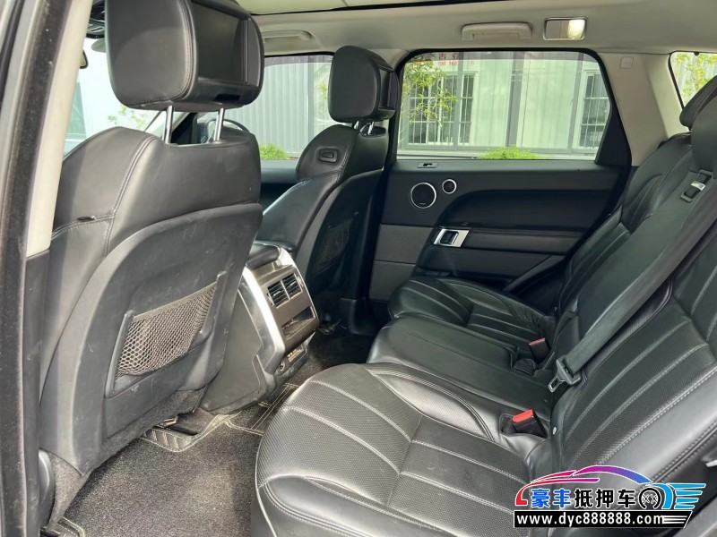 17年路虎揽胜运动轿车抵押车出售