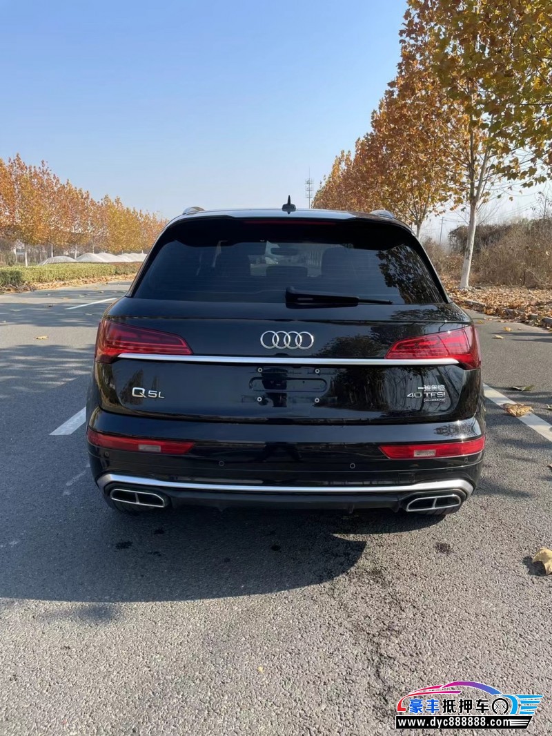 21年奥迪Q5轿车抵押车出售