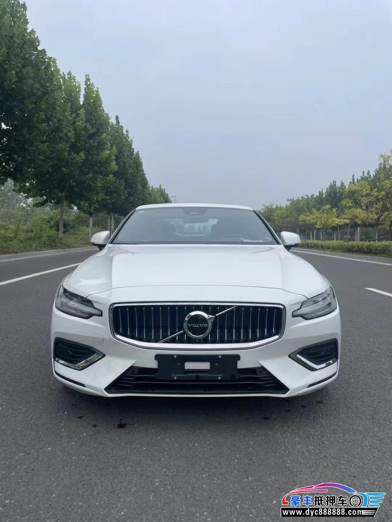 23年沃尔沃S60轿车抵押车出售