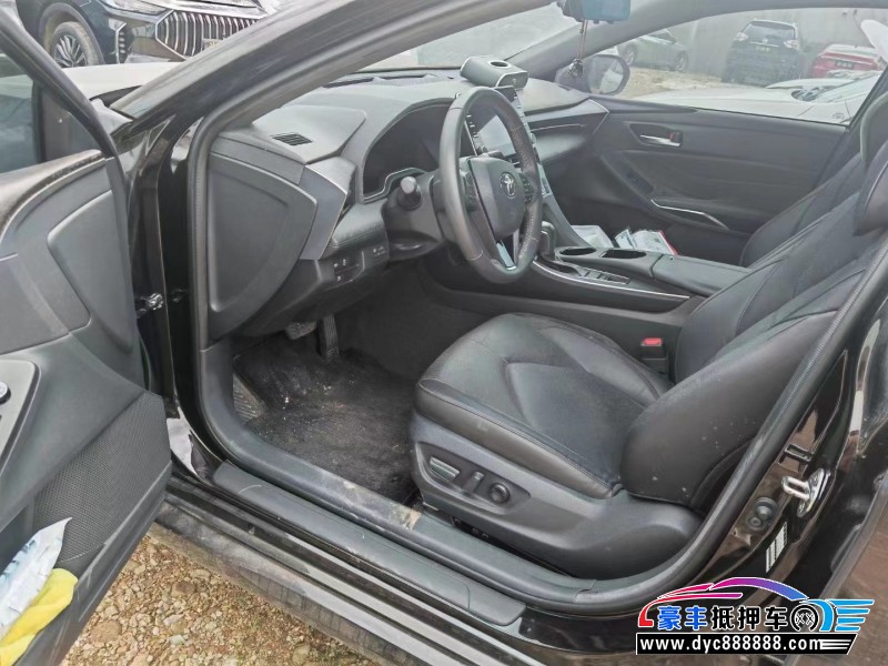 21年丰田亚洲龙轿车抵押车出售