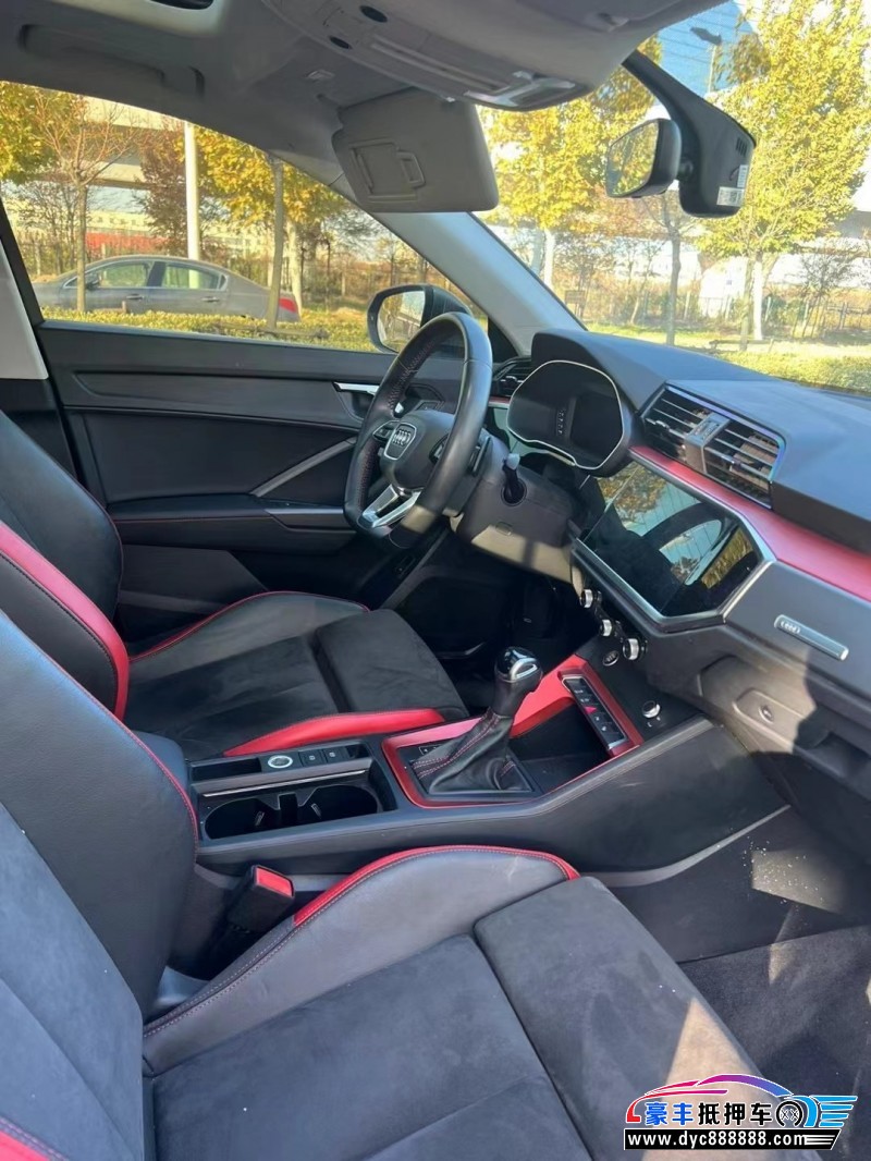 21年奥迪Q3轿车抵押车出售