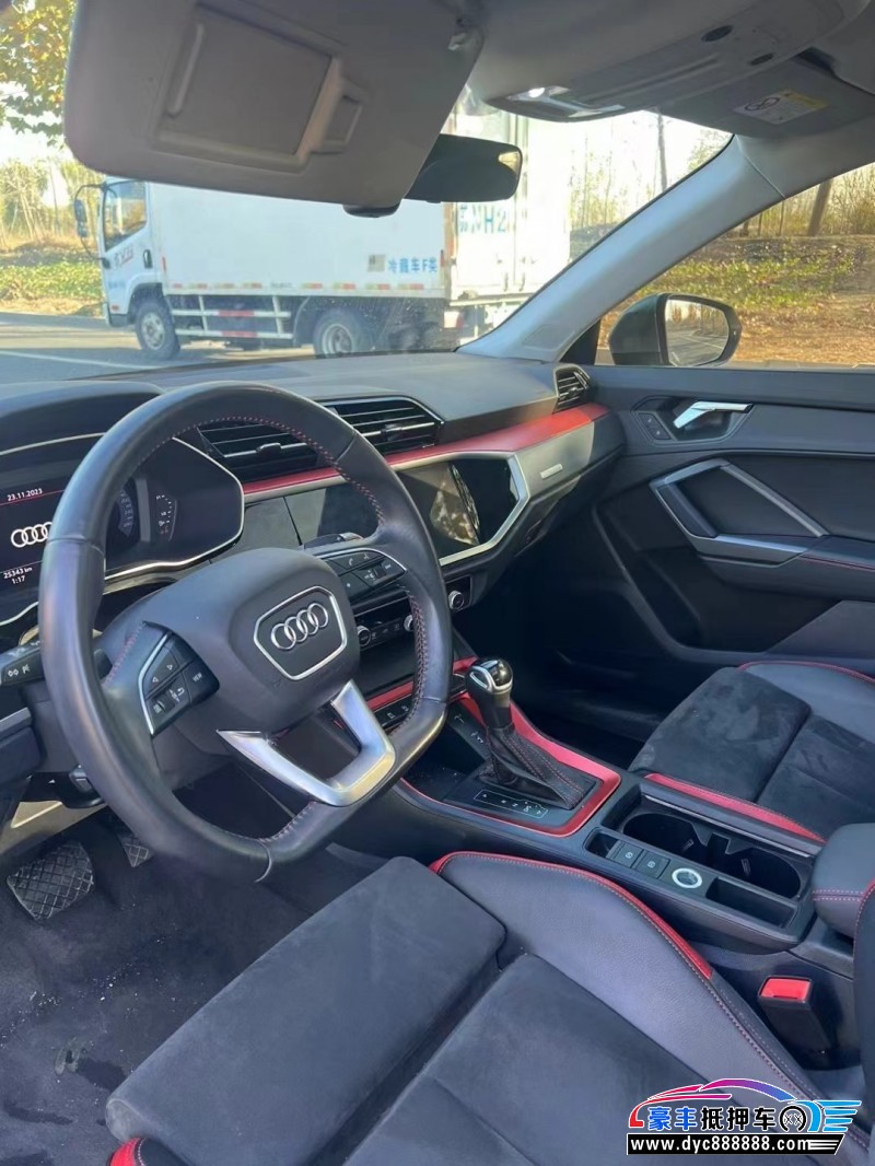 21年奥迪Q3轿车抵押车出售