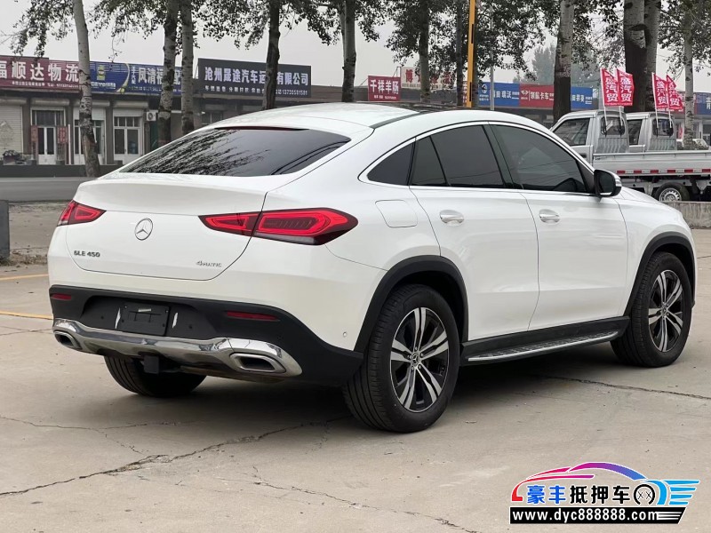 22年奔驰GLE轿车抵押车出售