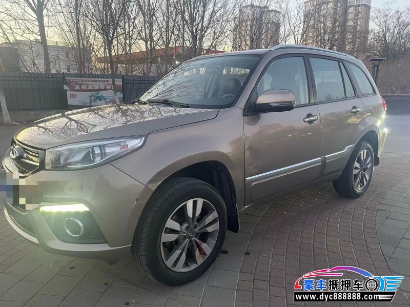 17年奇瑞瑞虎3轿车抵押车出售