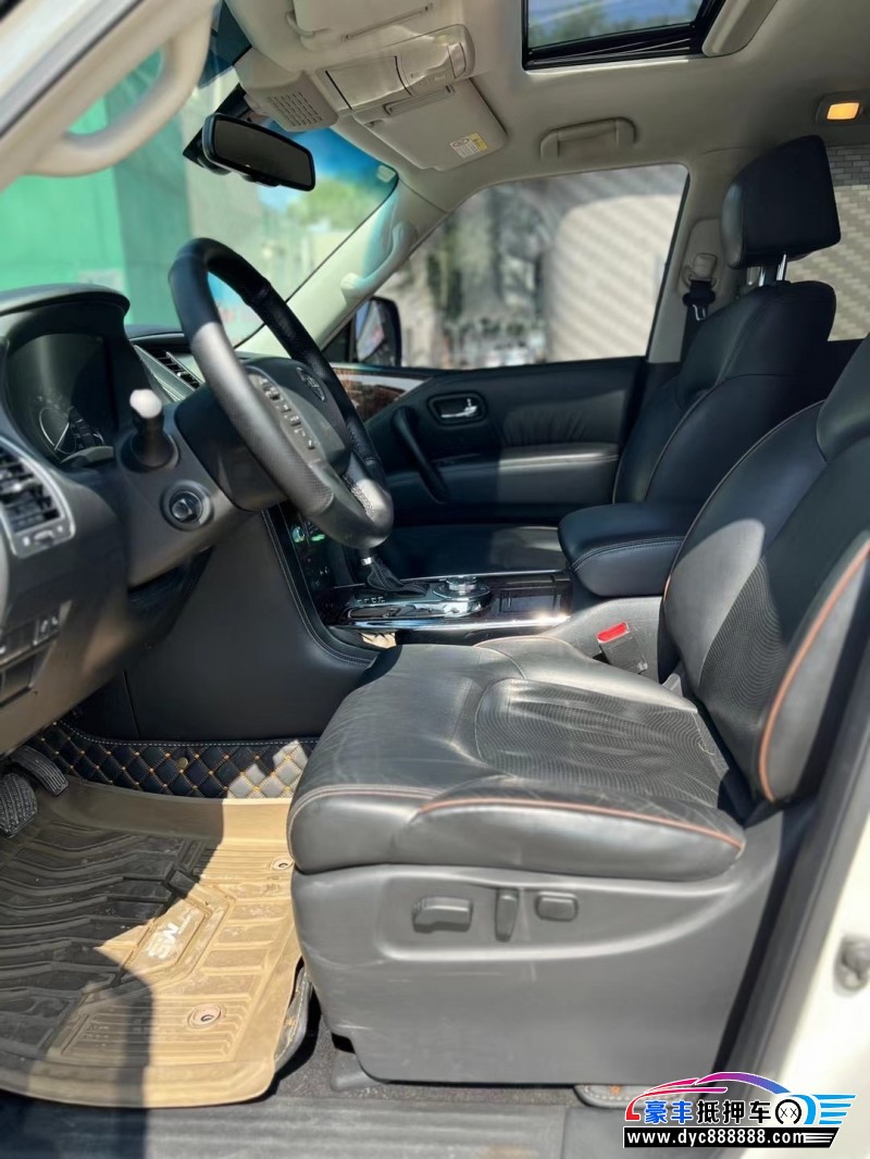 17年日产途乐轿车抵押车出售