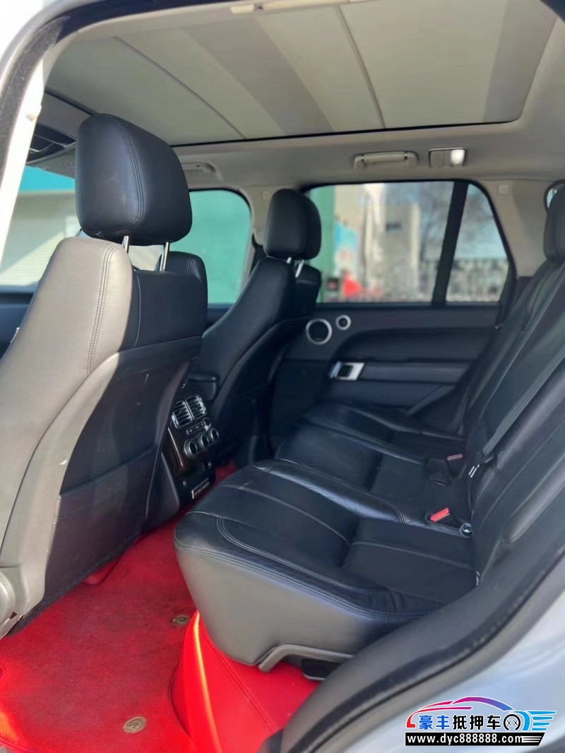 17年路虎揽胜行政轿车抵押车出售