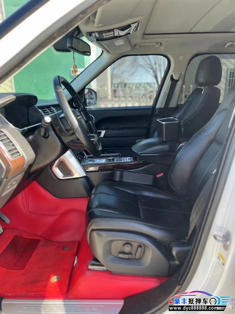 17年路虎揽胜行政轿车抵押车出售