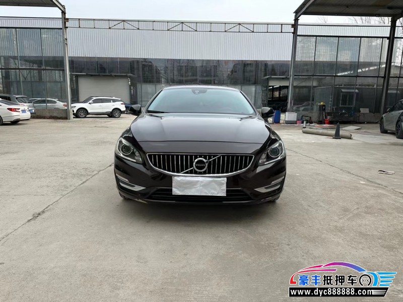 18年沃尔沃S60轿车抵押车出售